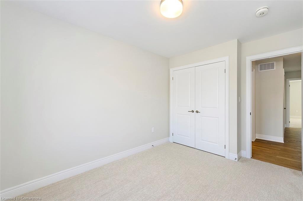 19-2184 Postmaster Drive Property Photo 24