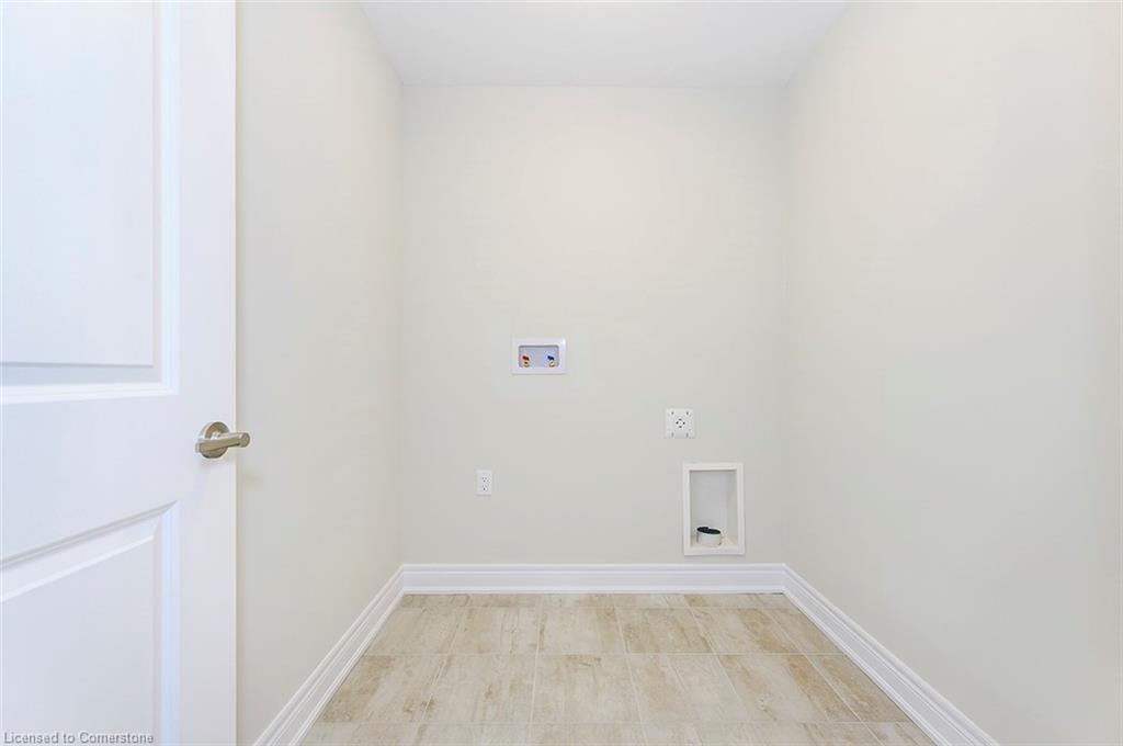 19-2184 Postmaster Drive Property Photo 31