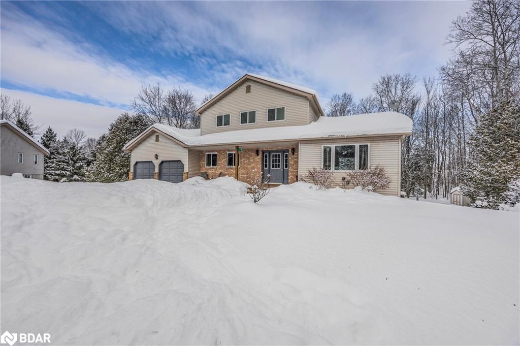 11 Maple Court Property Photo