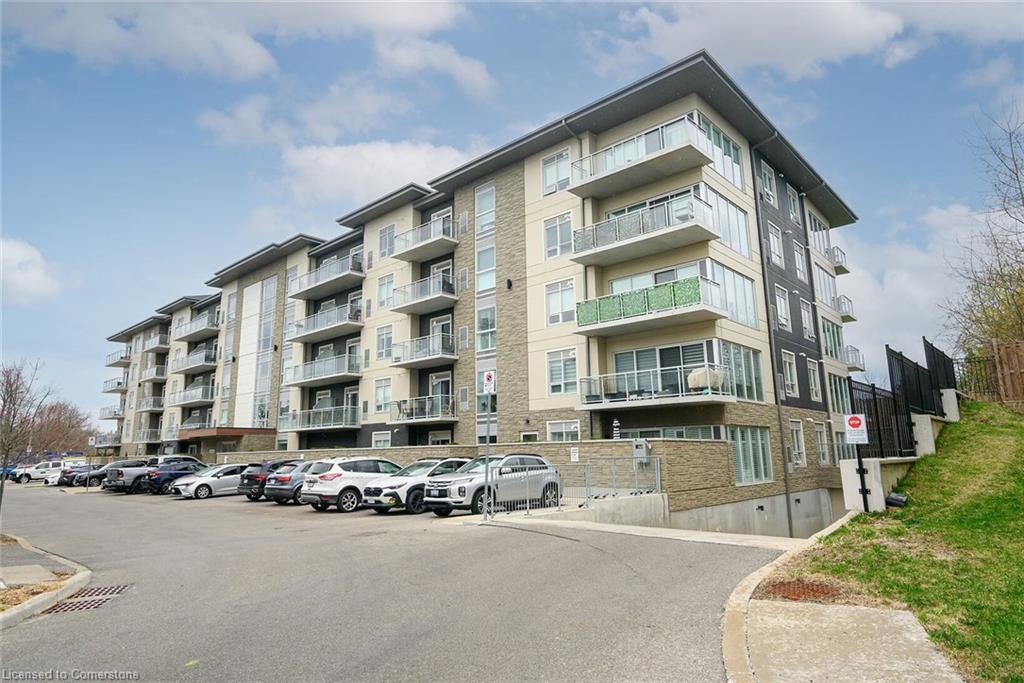409-16 Markle Crescent Property Photo