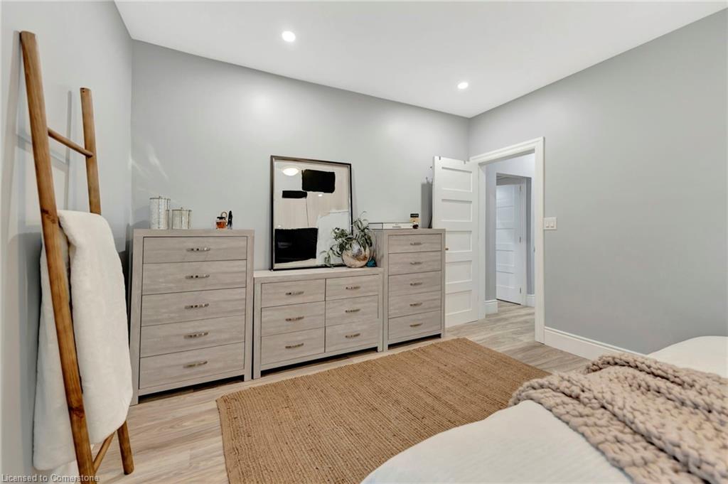 520 Cochrane Road Property Photo 15