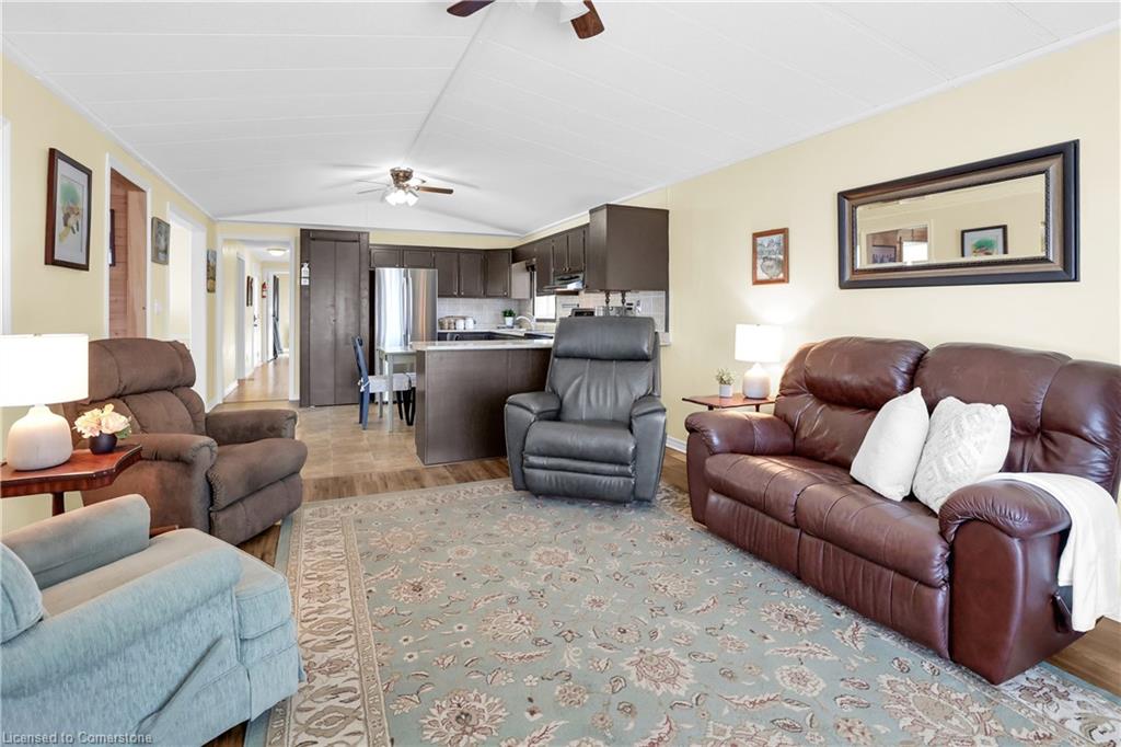 135-3033 Townline Road Property Photo 7