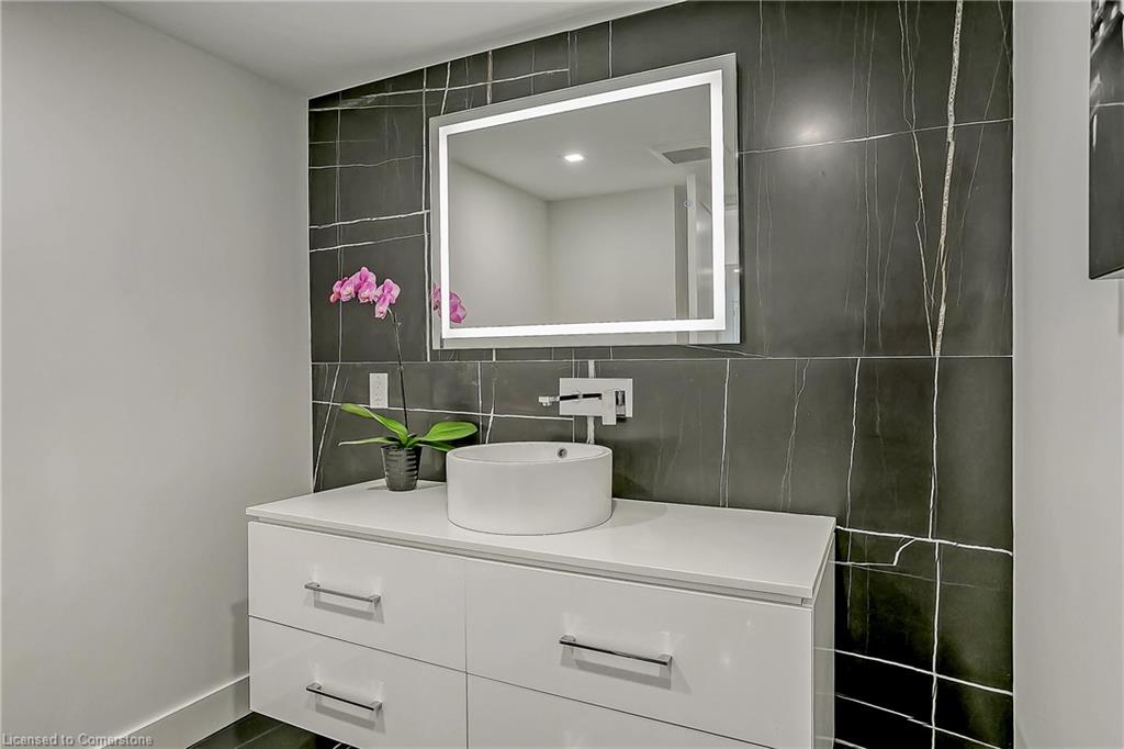 421 Chartwell Road Property Photo 37