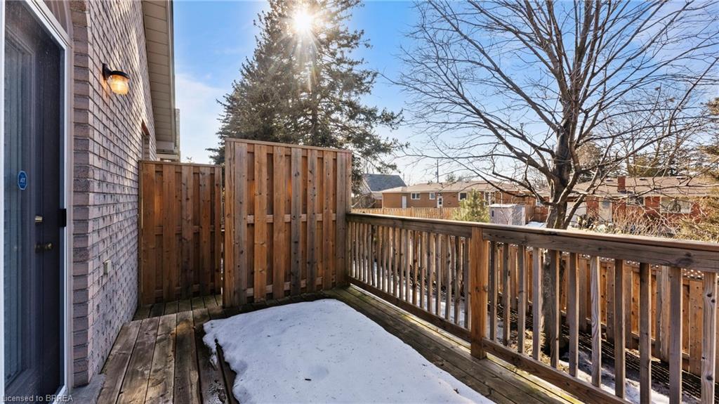 4-73 Morton Avenue Property Photo 19