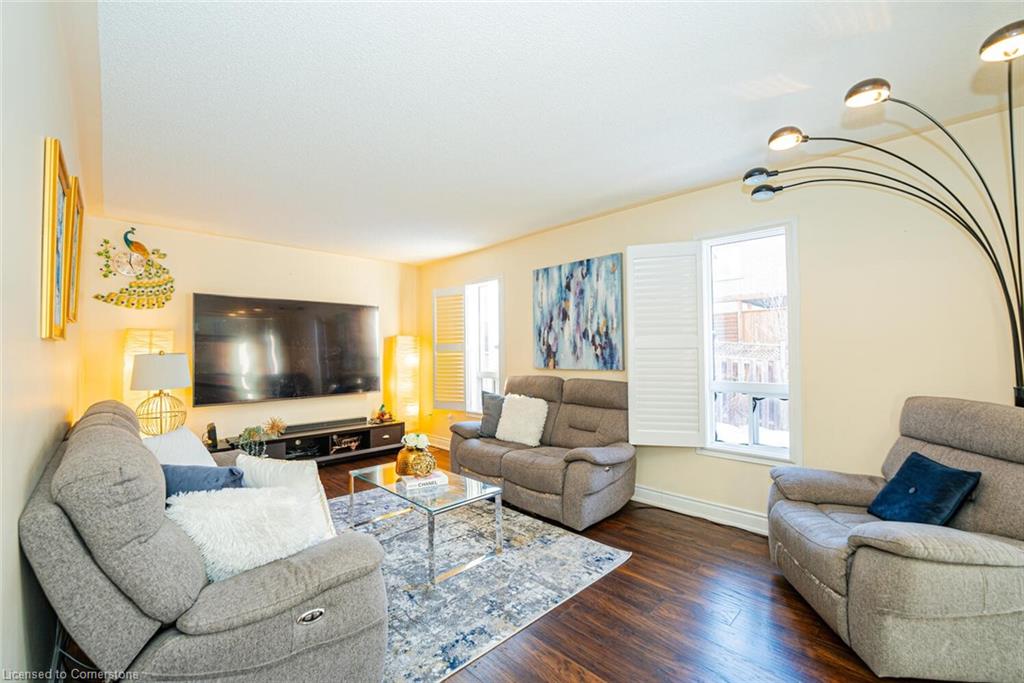 12 Spencer Drive Property Photo 6