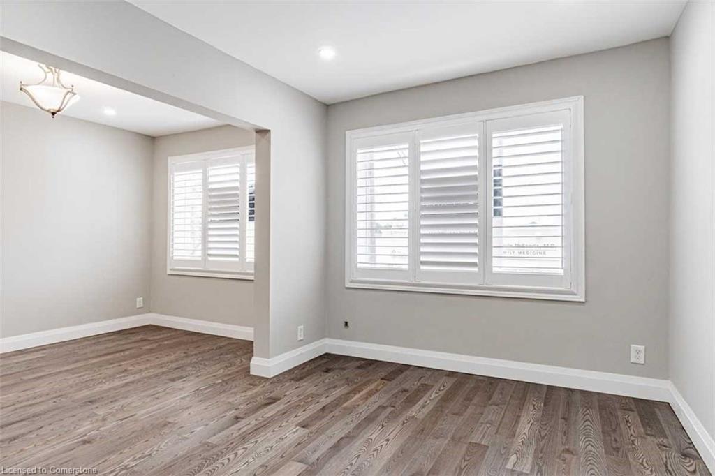 1439 Main Street E Property Photo 6