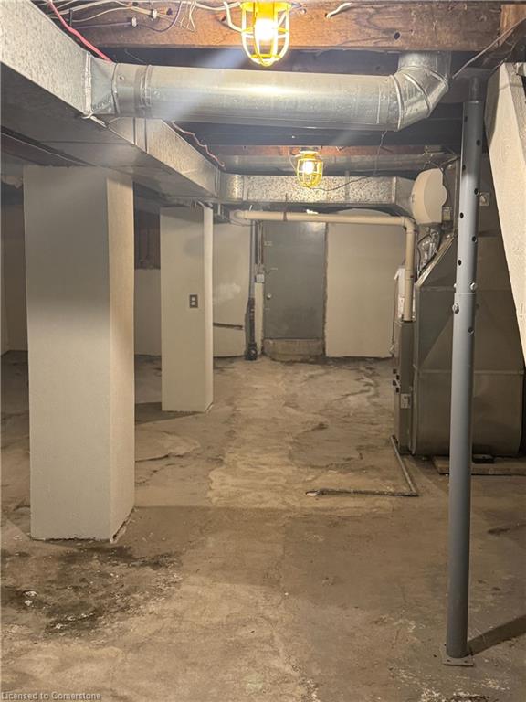 1439 Main Street E Property Photo 18