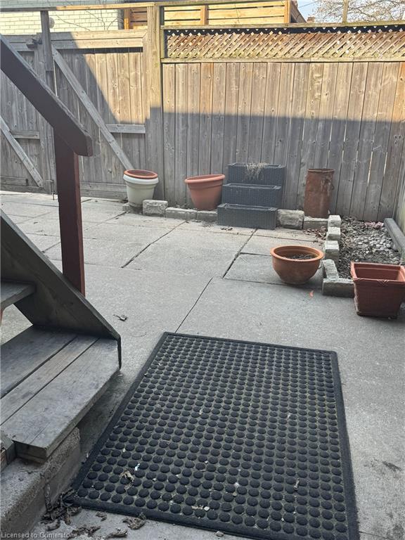 1439 Main Street E Property Photo 20