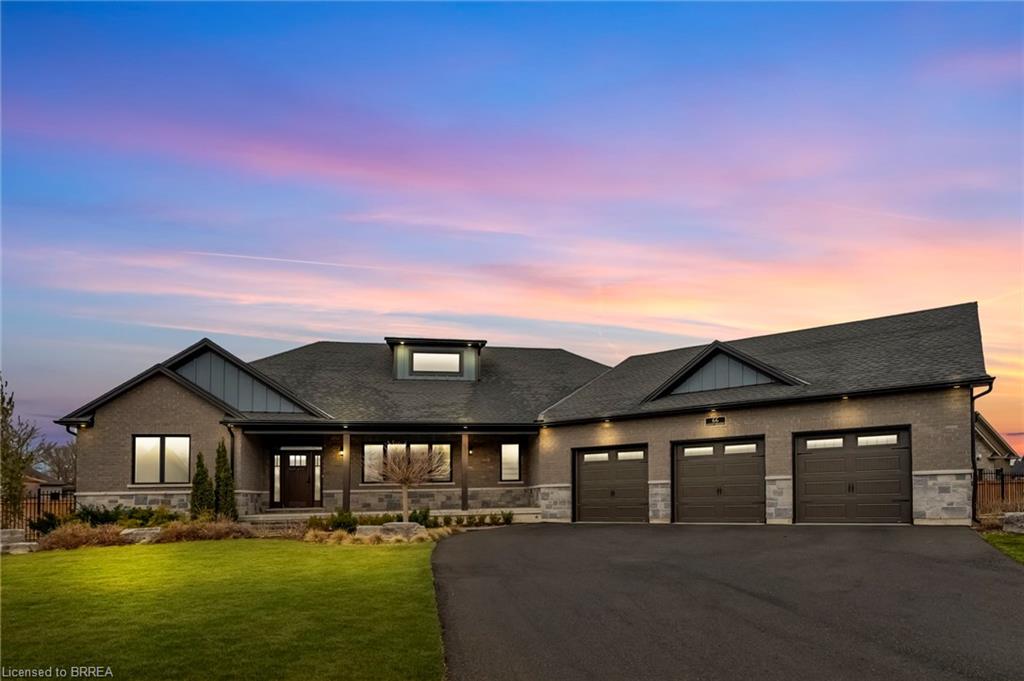 66 August Crescent Property Photo 1
