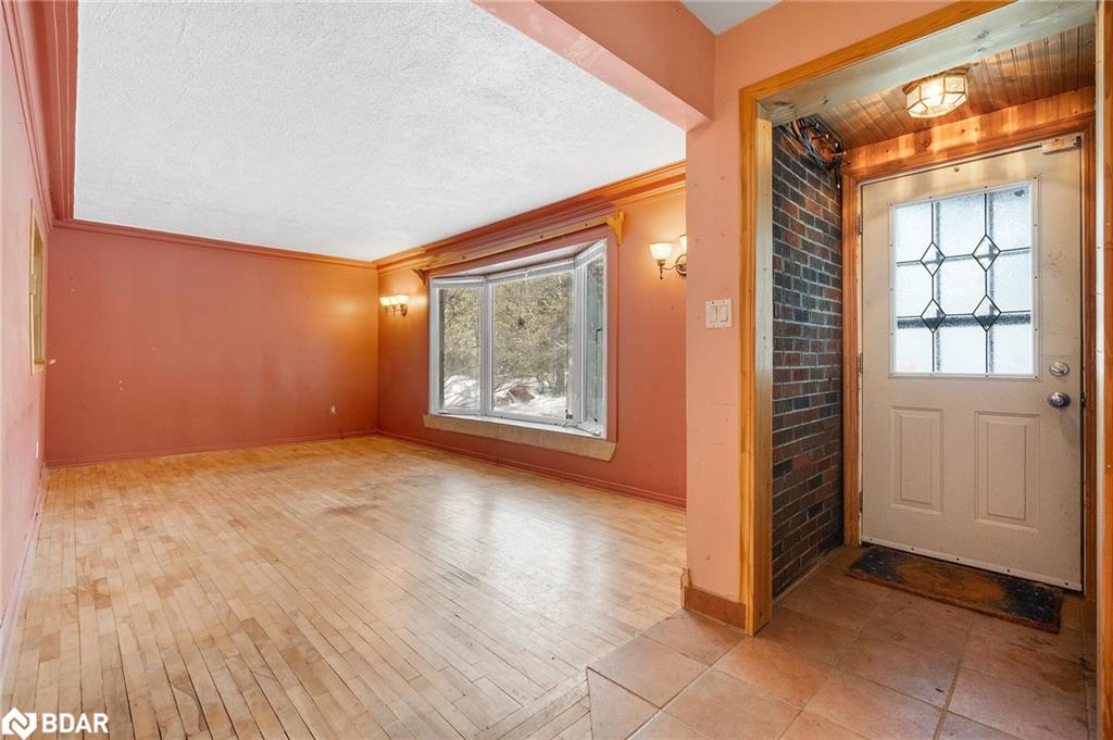 1010 Division Road W Property Photo 8