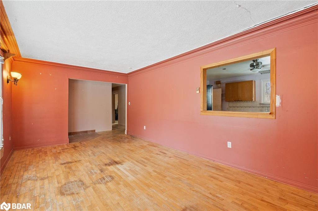 1010 Division Road W Property Photo 10