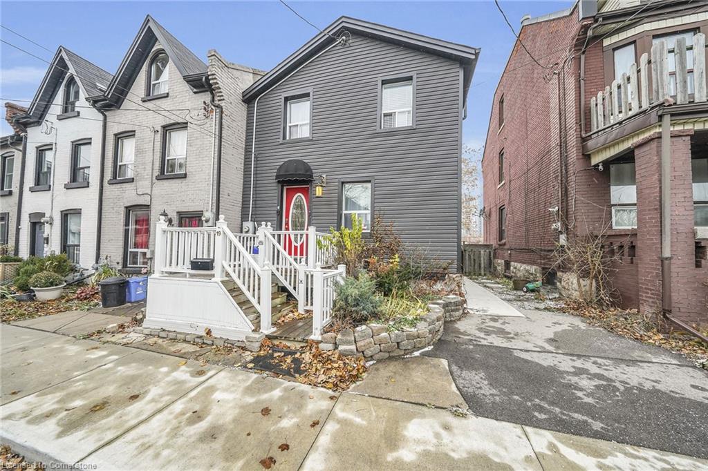 19 Railway Street Property Photo 5
