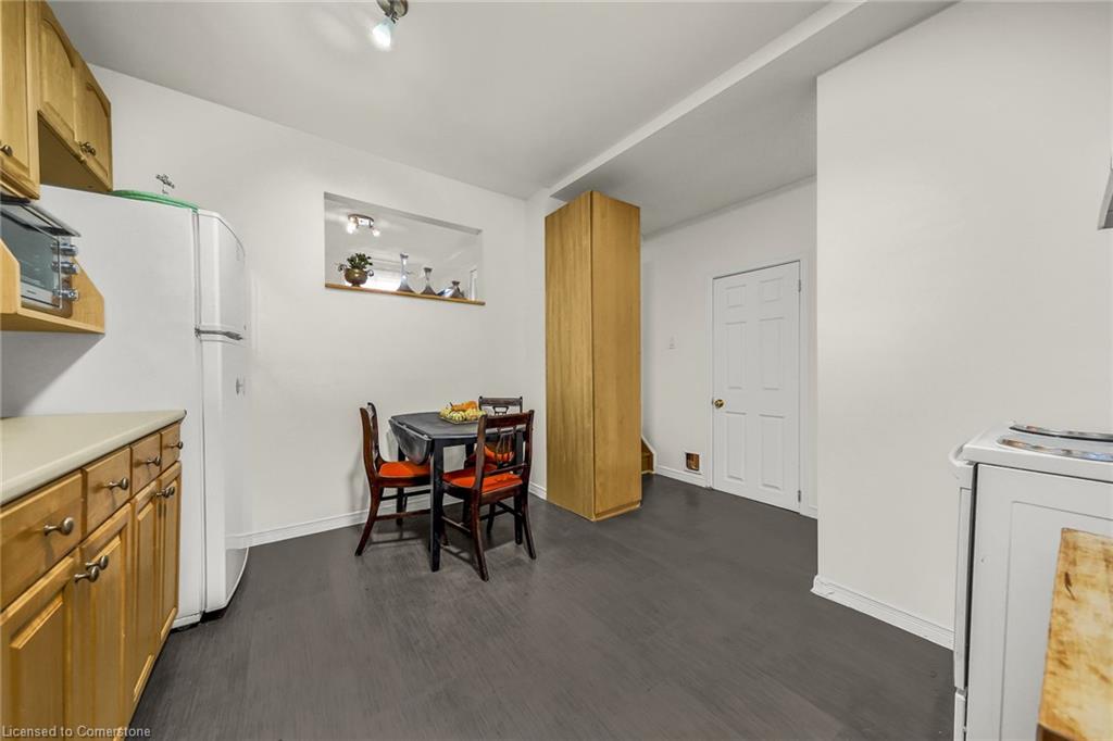 19 Railway Street Property Photo 14