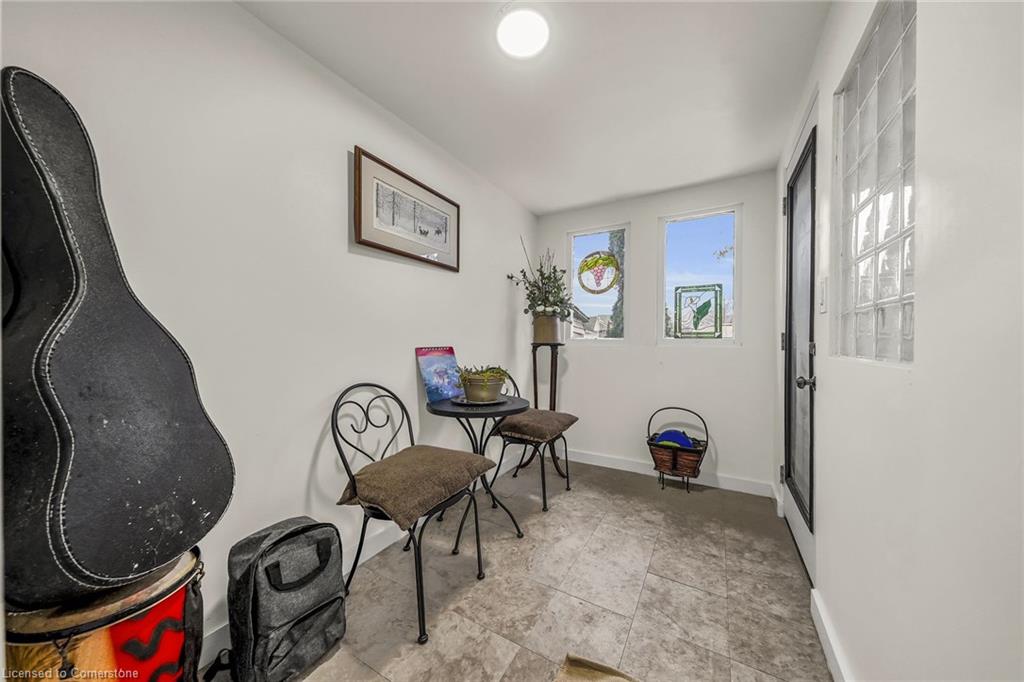 19 Railway Street Property Photo 17