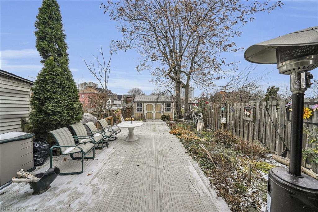 19 Railway Street Property Photo 28