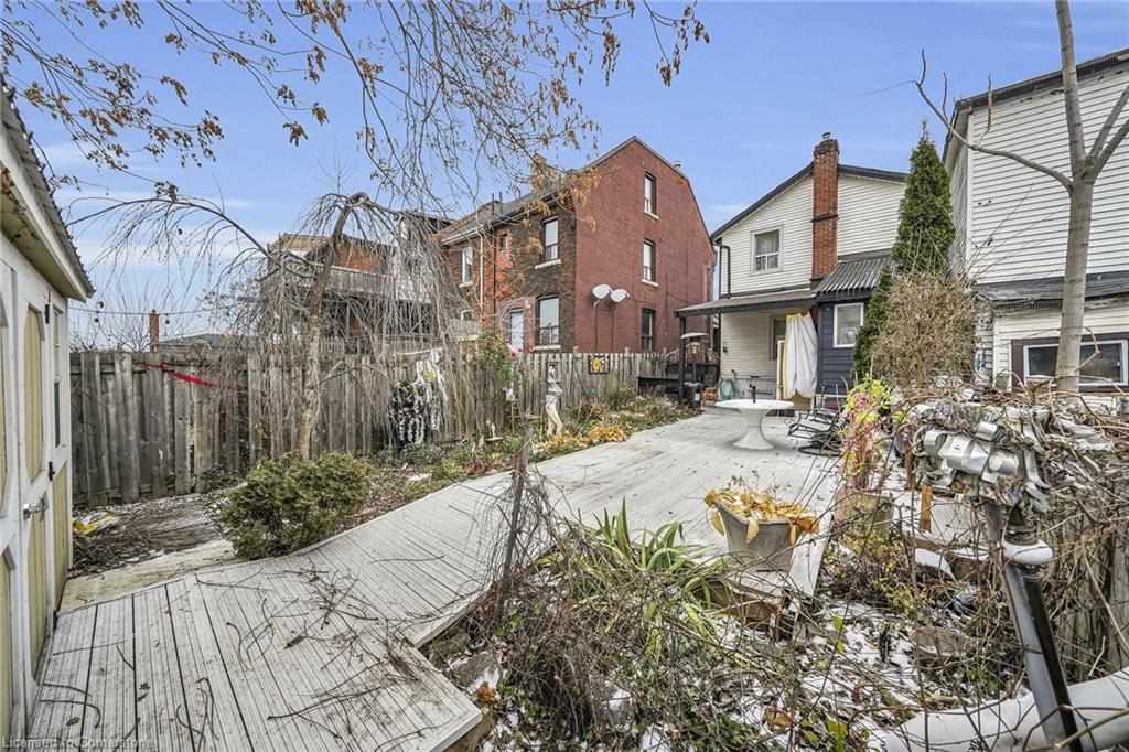 19 Railway Street Property Photo 31