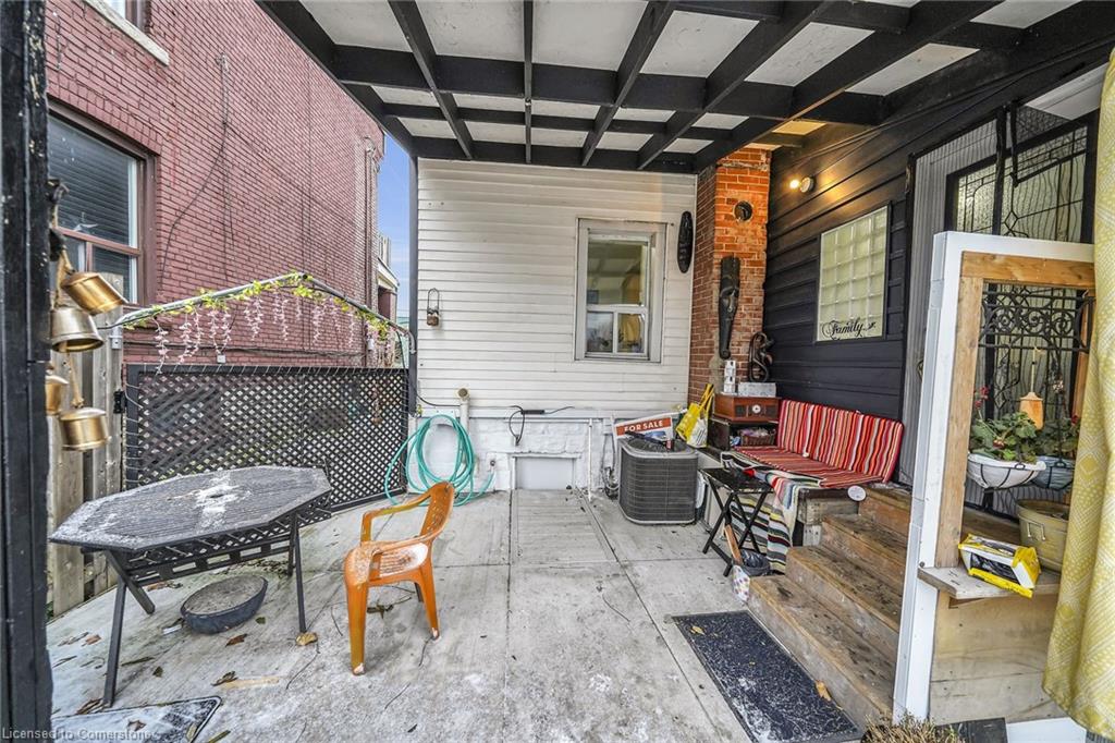 19 Railway Street Property Photo 34