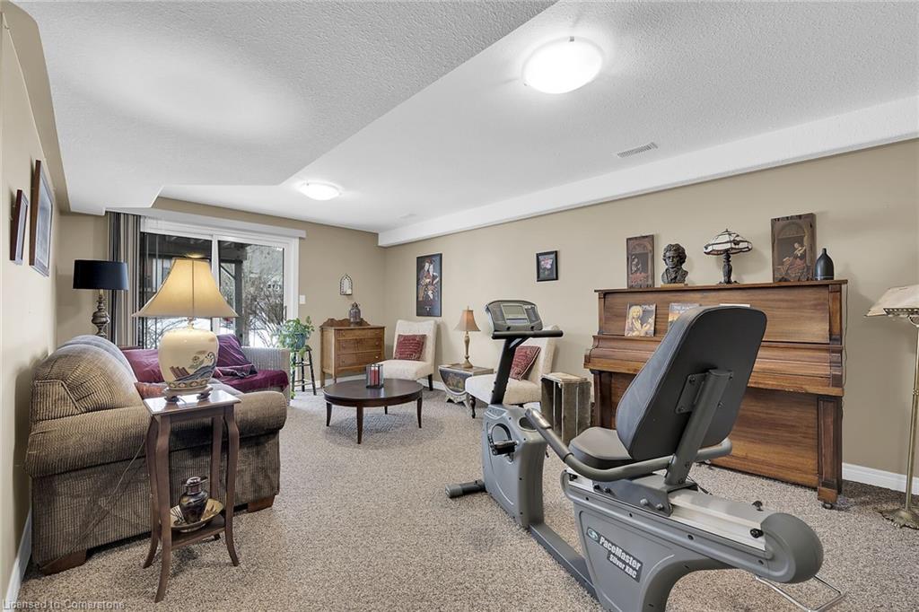 15 Iron Bridge Court Property Photo 29