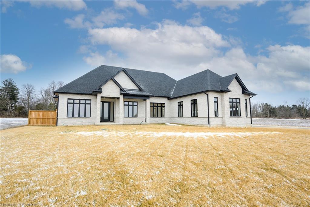 2468 Cockshutt Road Property Photo 2