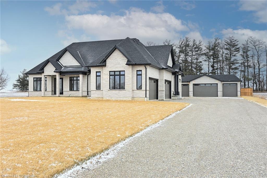 2468 Cockshutt Road Property Photo 3