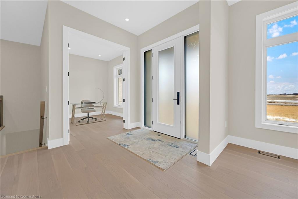 2468 Cockshutt Road Property Photo 17