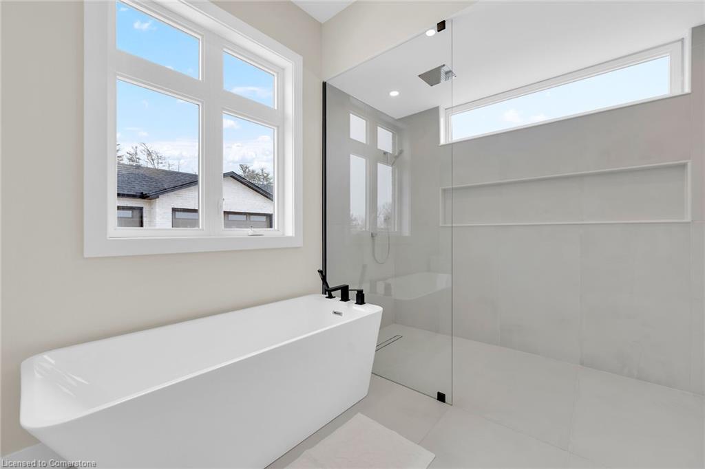 2468 Cockshutt Road Property Photo 23