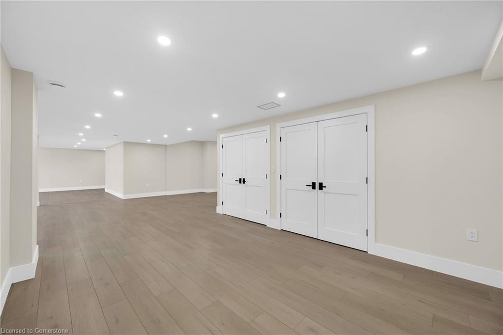 2468 Cockshutt Road Property Photo 31