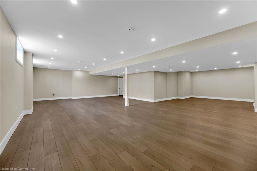 2468 Cockshutt Road Property Photo 34