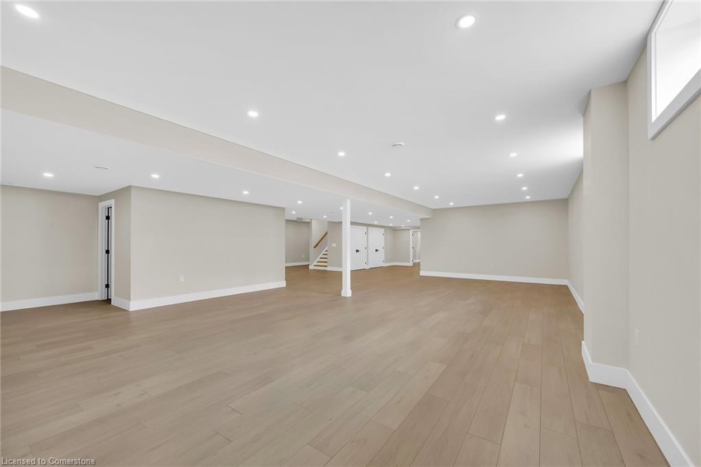 2468 Cockshutt Road Property Photo 35