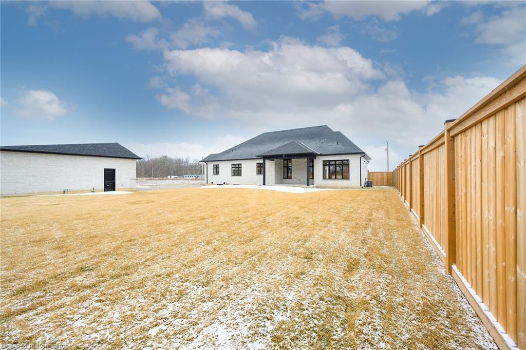 2468 Cockshutt Road Property Photo 42