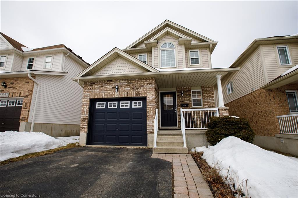 134 Foxglove Crescent Property Photo 4