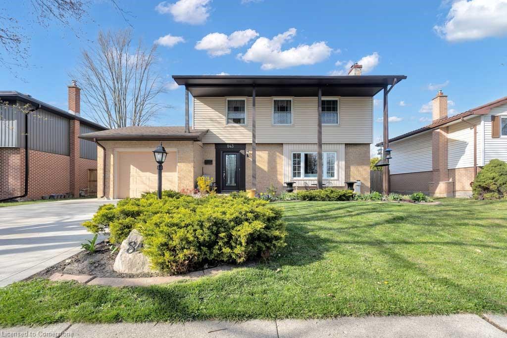 843 Warwick Street Property Photo