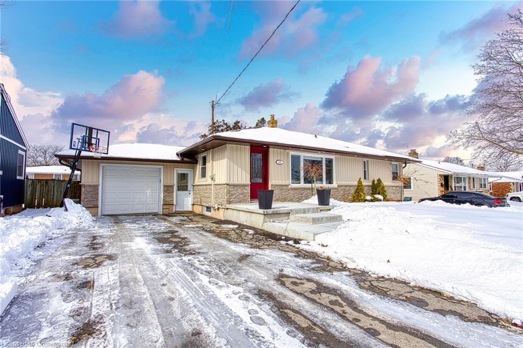 4382 Central Avenue Property Photo