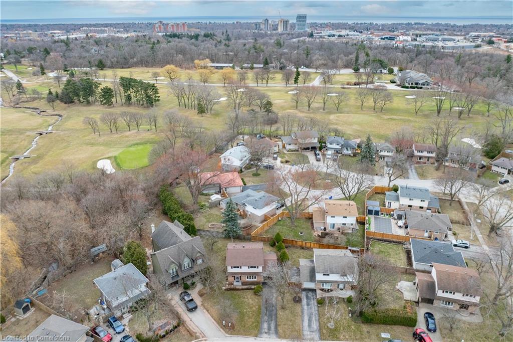 123 Otter Crescent Property Photo 1