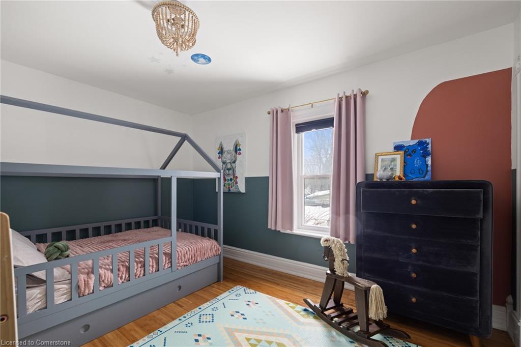 228 Andrew Street Property Photo 27