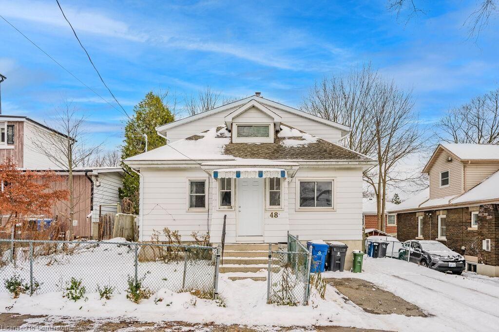 48 Alma Street S Property Photo