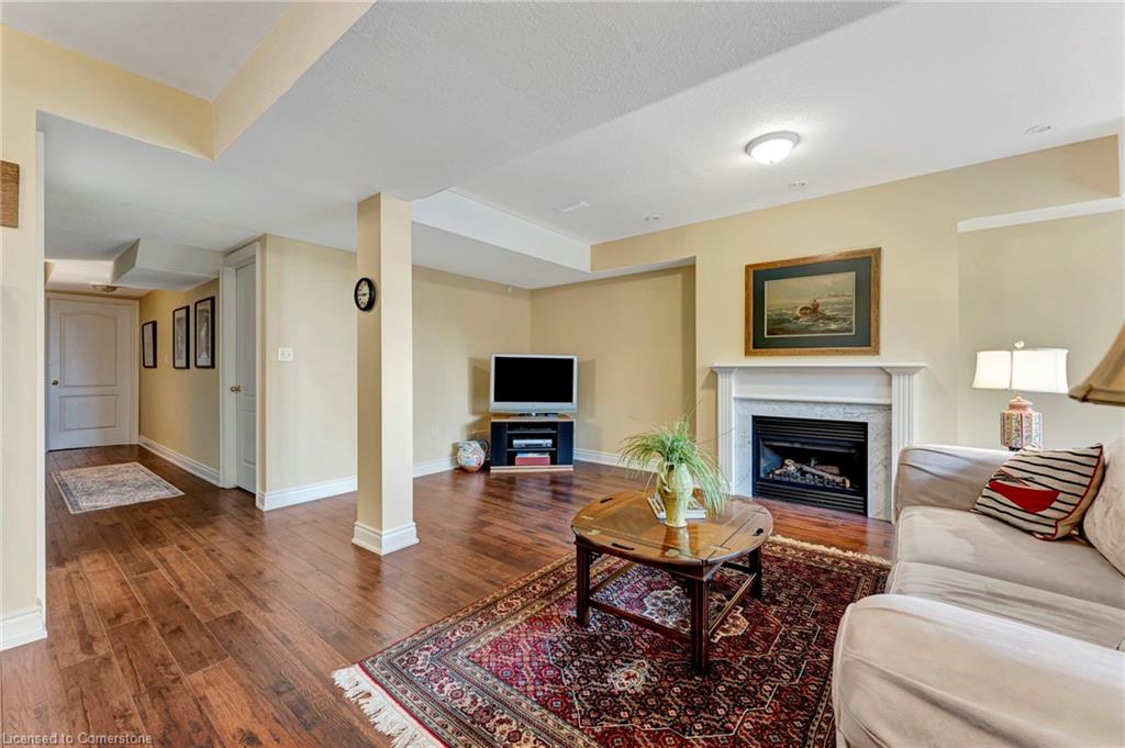 10-31 Sunvale Place Property Photo 29