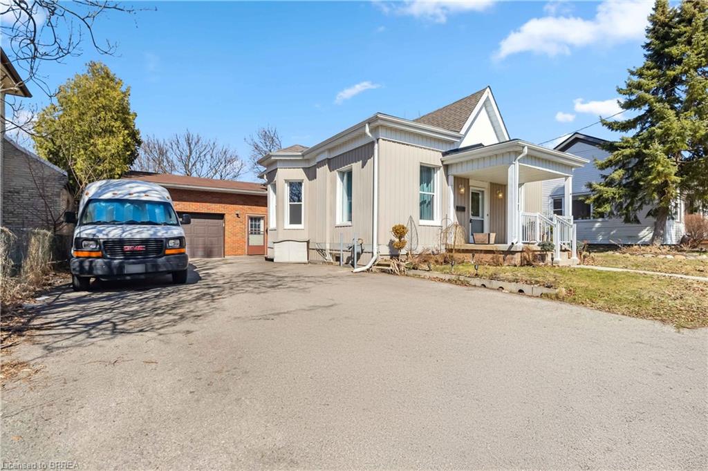 160 Nelson Street Property Photo 1