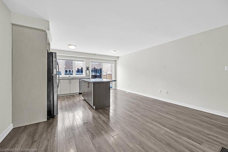 457 Queen Mary Drive Property Photo 9