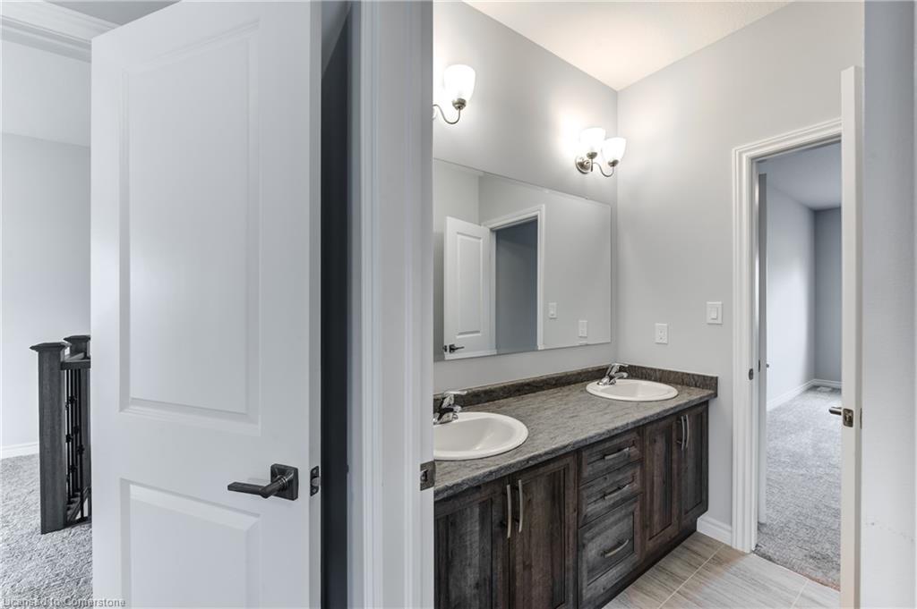 6 Becker Street Property Photo 28