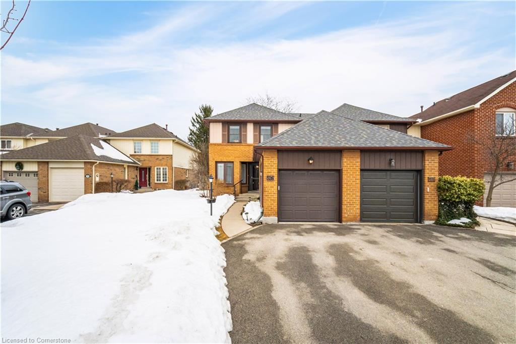 526 Ridgewood Court Property Photo