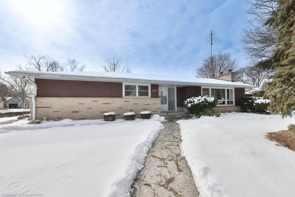1169 Wildfield Crescent Property Photo