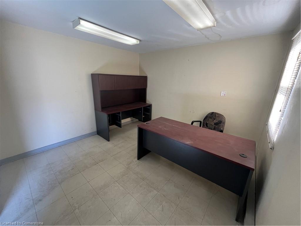 1163 King Road Property Photo 7