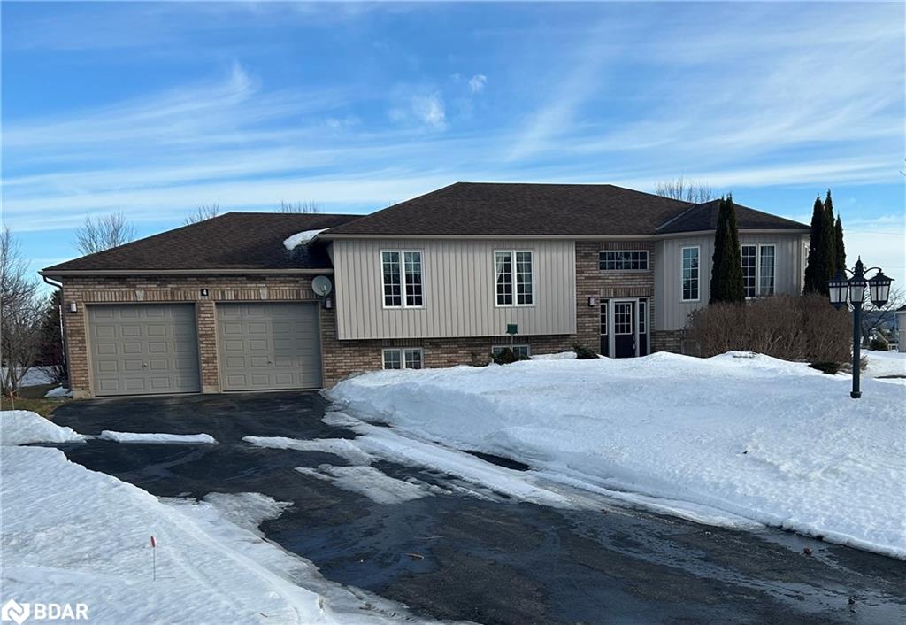 4 Mcdougall Court Property Photo