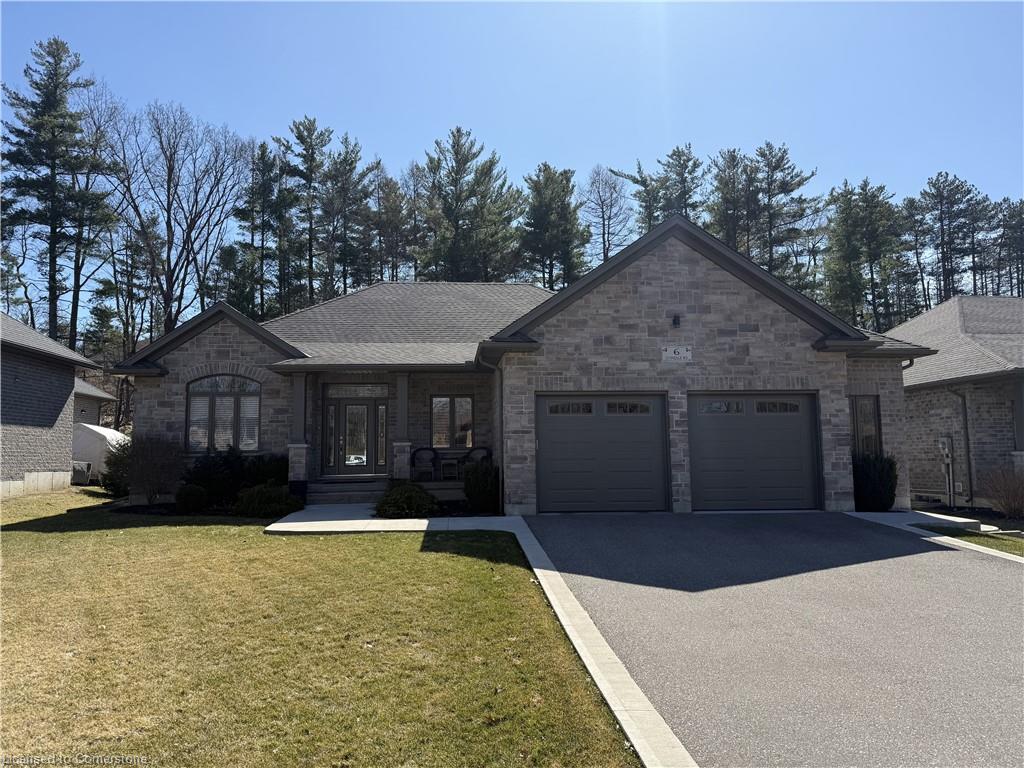 6 Lynndale Road Property Photo