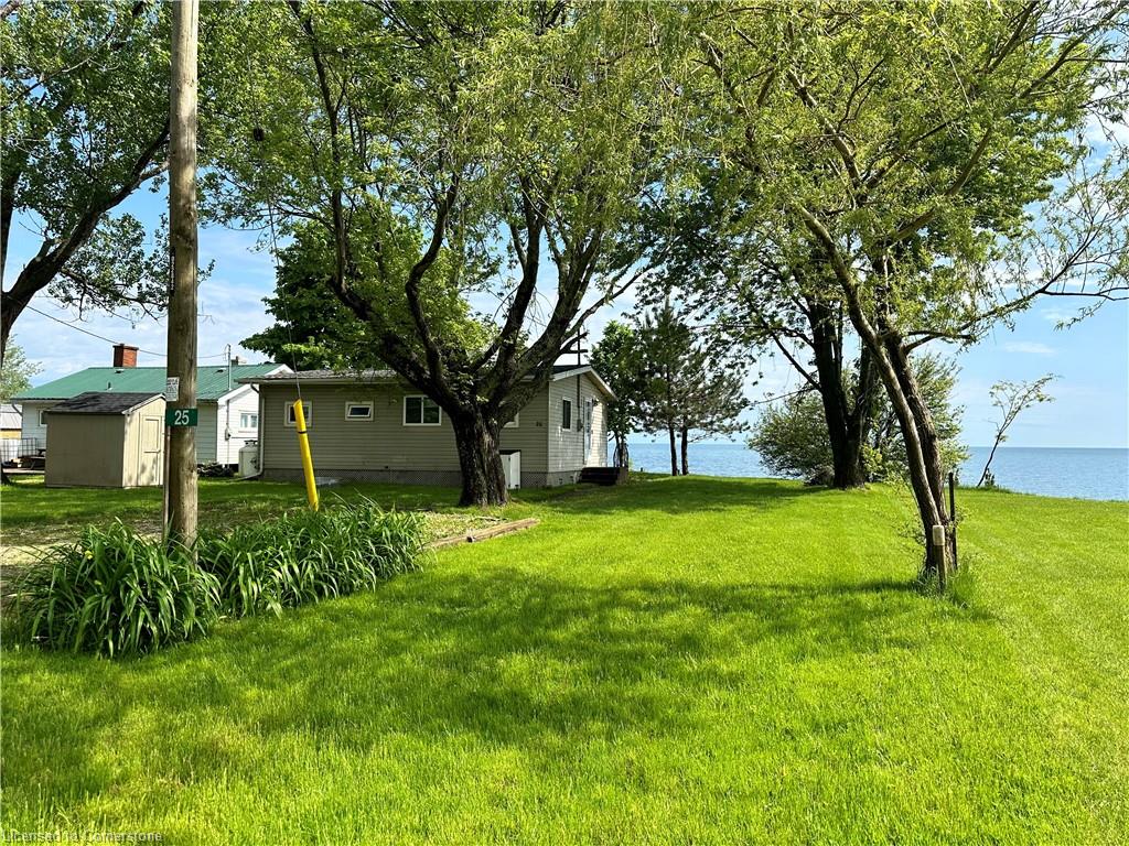 25 Erie Heights Line Property Photo 13
