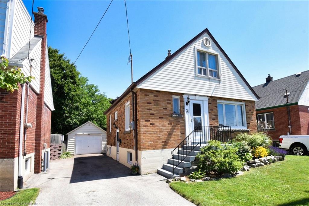 31 Russell Street Property Photo