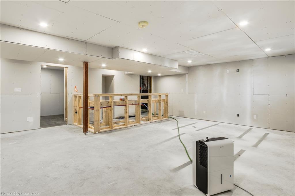 340 Wardell Street Property Photo 40