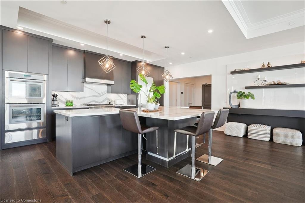 206-2060 Lakeshore Road Property Photo 8