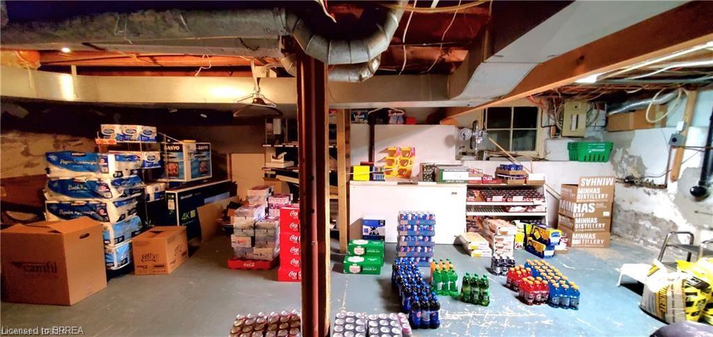 179 Market Street Property Photo 8